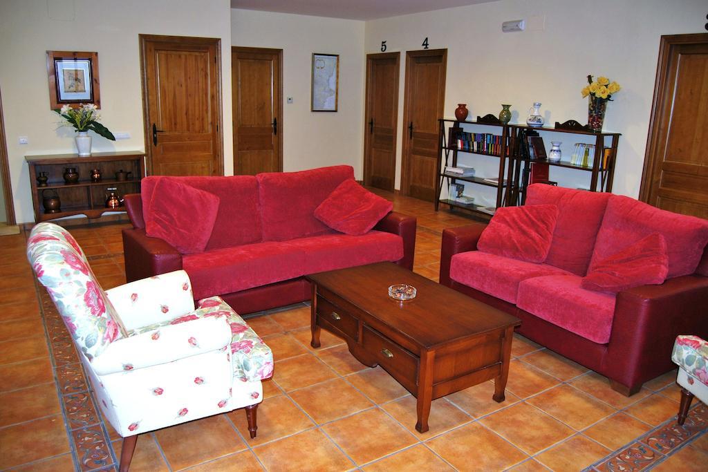 La Piedra Del Mediodia Hotel Cirat Buitenkant foto